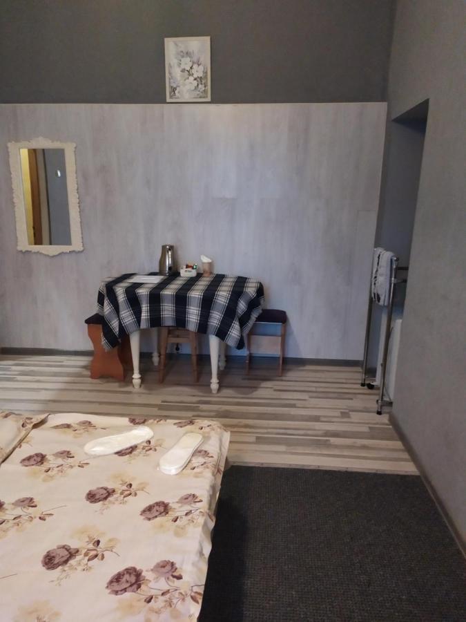 Mini Hotel Na Gasheka Κίεβο Εξωτερικό φωτογραφία