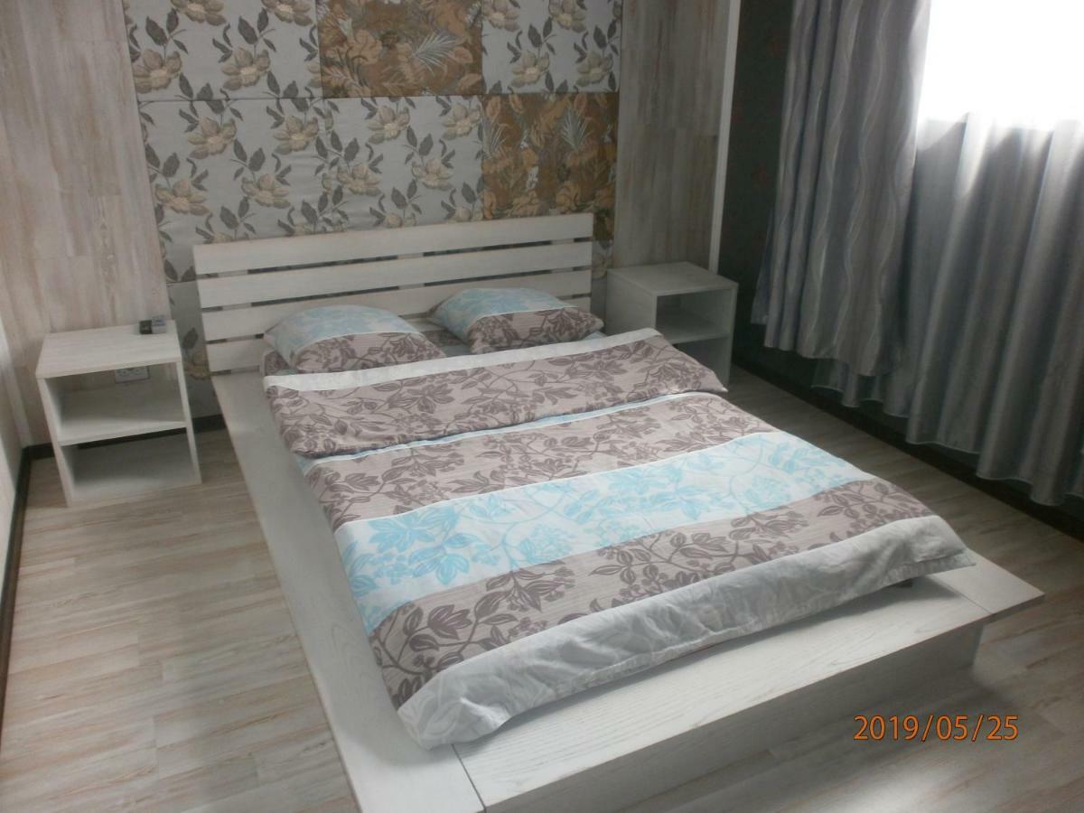 Mini Hotel Na Gasheka Κίεβο Εξωτερικό φωτογραφία